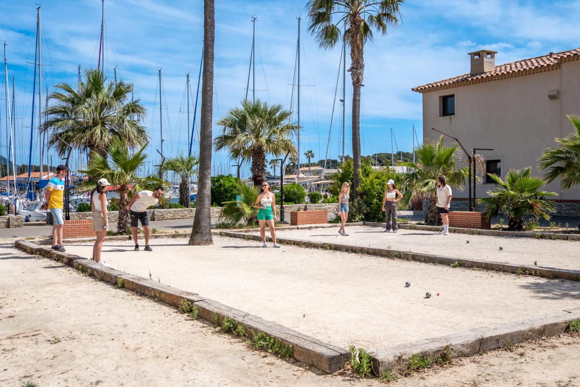 Hotel Helios & Spa - Ile Des Embiez Six-Fours-les-Plages Εξωτερικό φωτογραφία