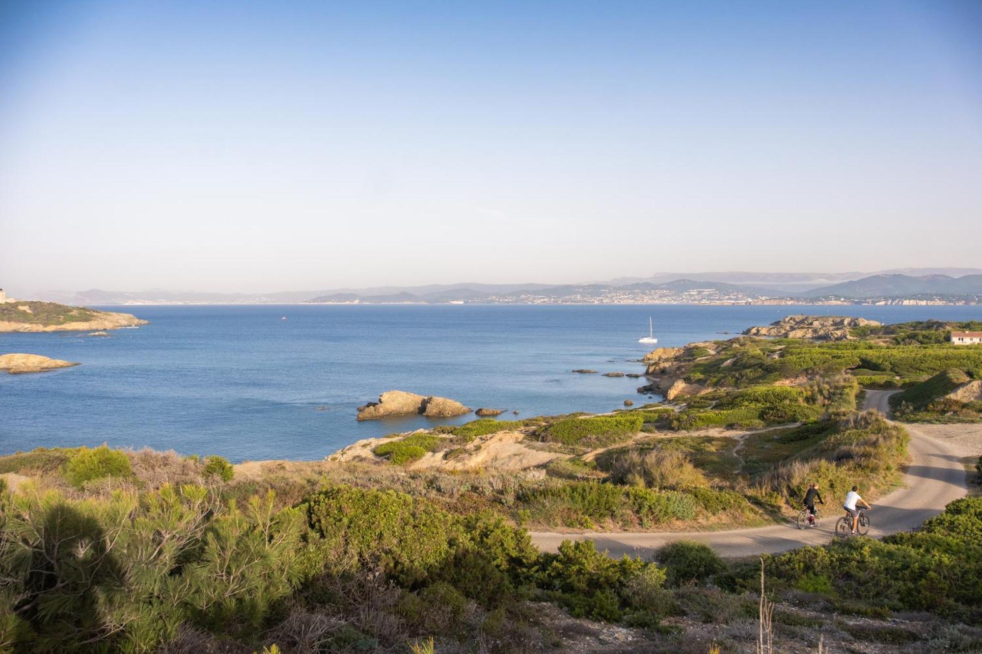 Hotel Helios & Spa - Ile Des Embiez Six-Fours-les-Plages Εξωτερικό φωτογραφία