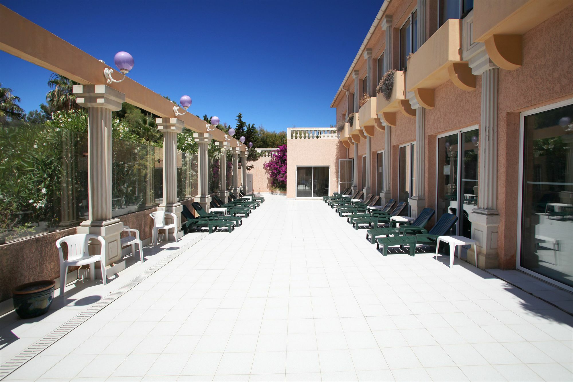 Hotel Helios & Spa - Ile Des Embiez Six-Fours-les-Plages Εξωτερικό φωτογραφία
